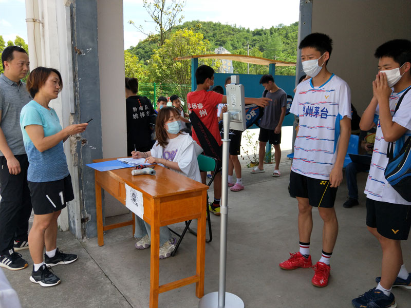 貴州省體育運動學(xué)校人臉識別測溫考勤平臺加設(shè)備采購項目實施完成驗收